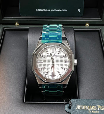 UNWORN 2023 Audemars Piguet Royal Oak Self Winding Watch 41mm White Dial 15510ST.OO.1320ST.08