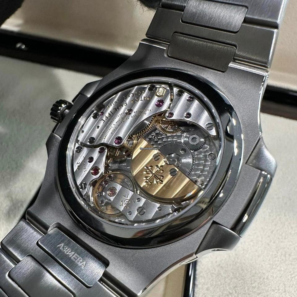 Patek Philippe Nautilus NEW 2024 Nautilus 5712/1A FULL SET 2024 PAPERS